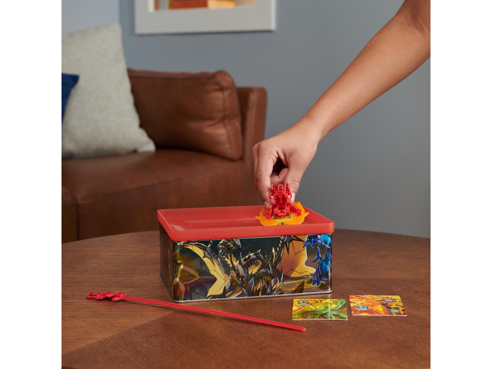 Bakugan Baku-tin with Special Attack Mantid Bakugan Baku-tin with Special Attack Mantid